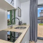 Vila Luna In *